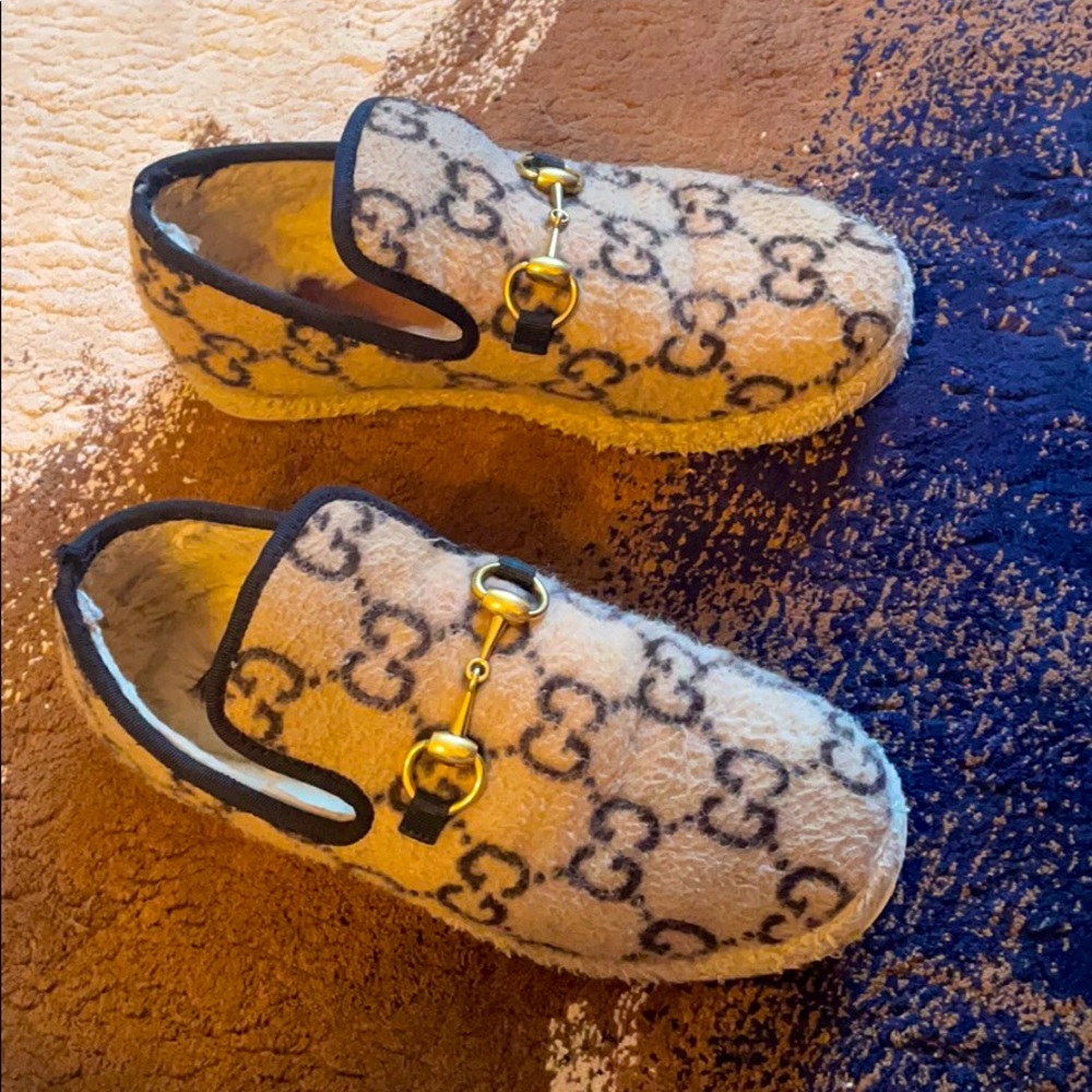 Gucci wool/shearling double G loafers